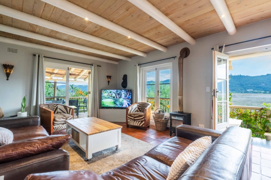 6 Bedroom Property for Sale in Wilderness Central Western Cape